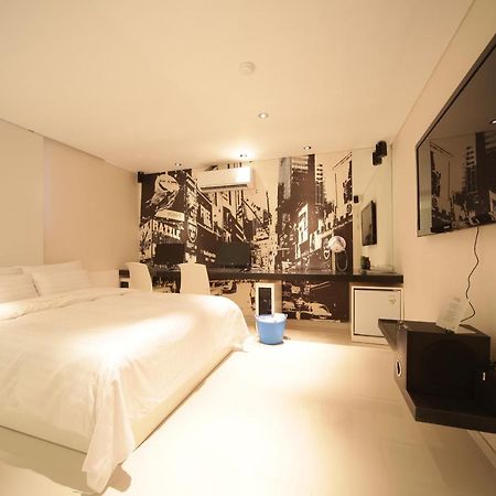 Hotel Pop Jongno Séoul Extérieur photo