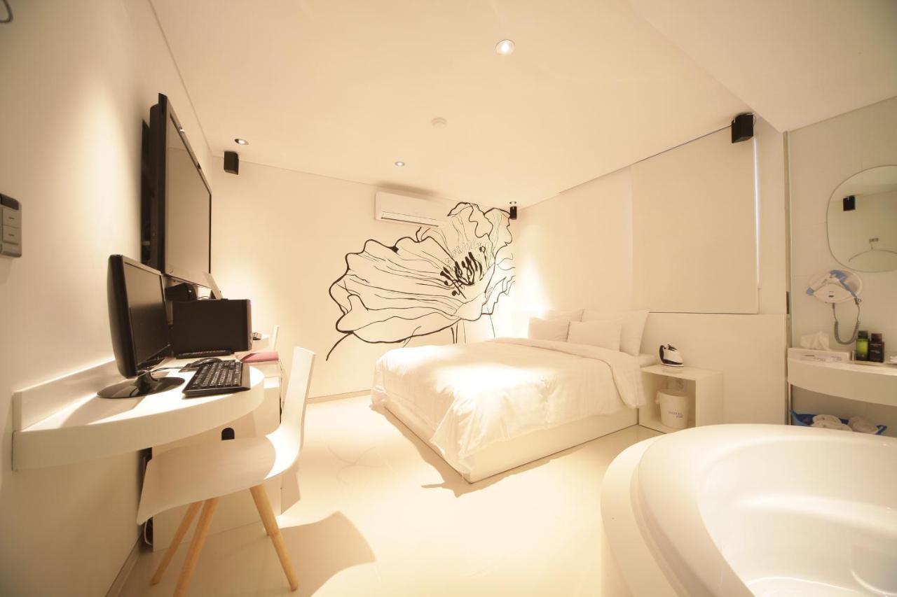 Hotel Pop Jongno Séoul Extérieur photo