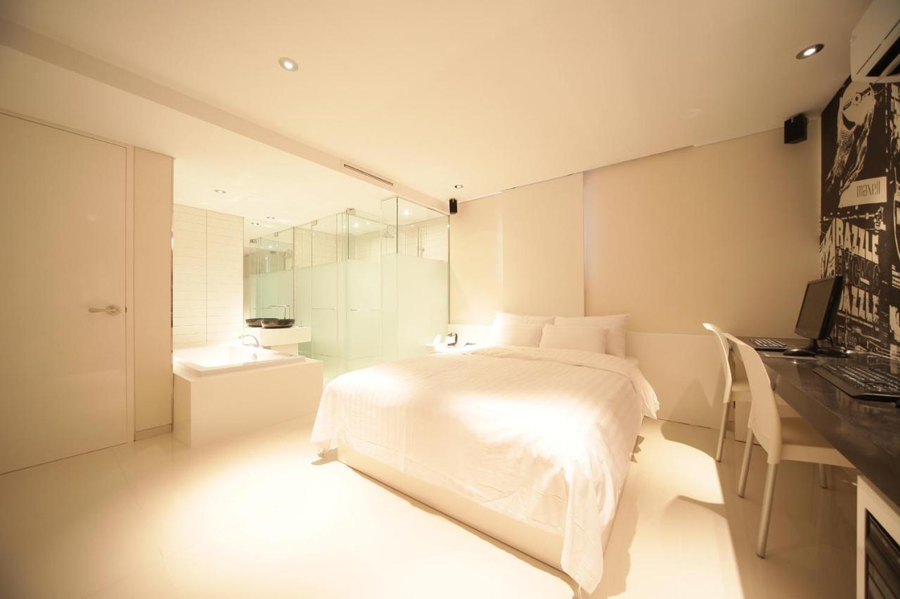 Hotel Pop Jongno Séoul Extérieur photo