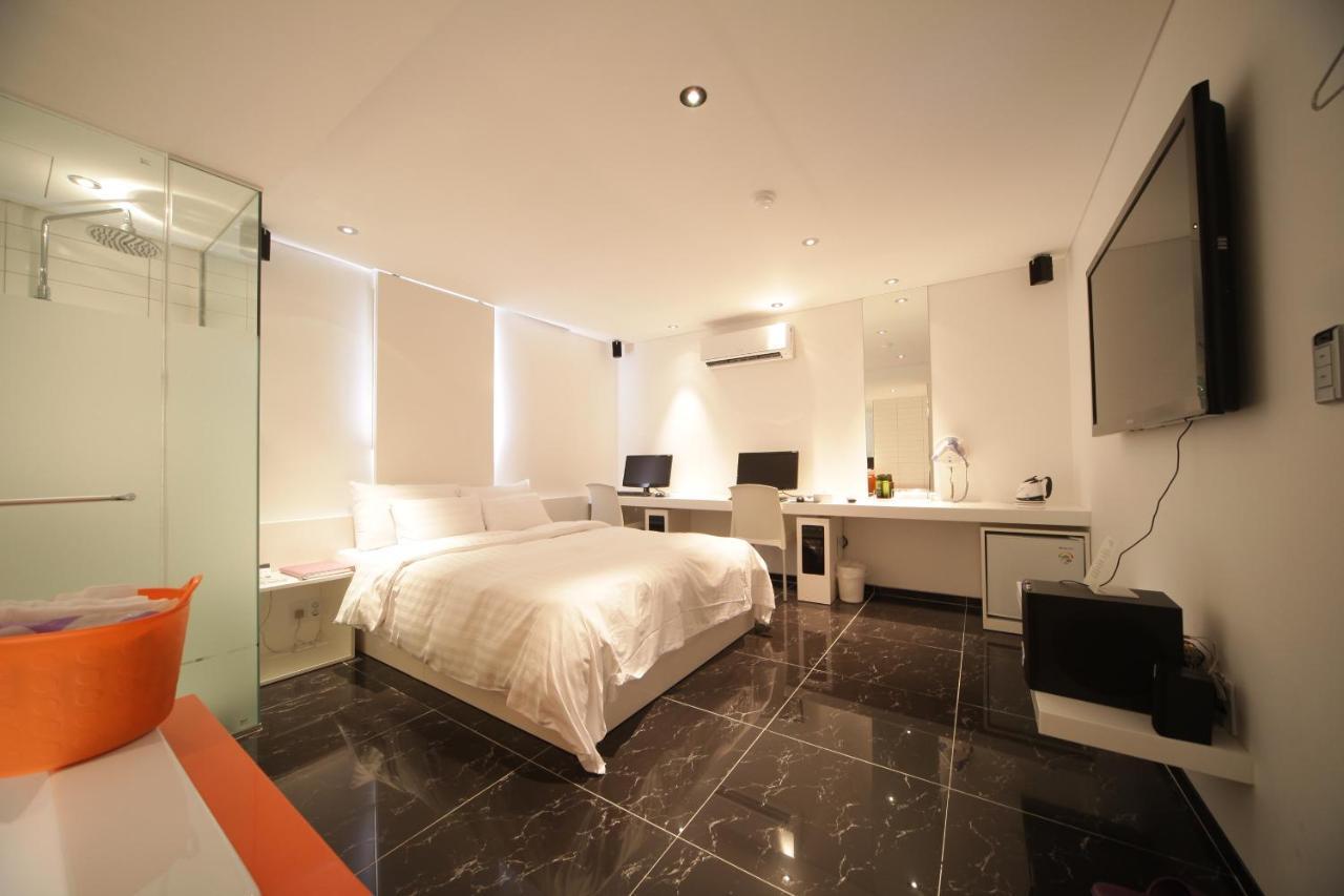 Hotel Pop Jongno Séoul Extérieur photo