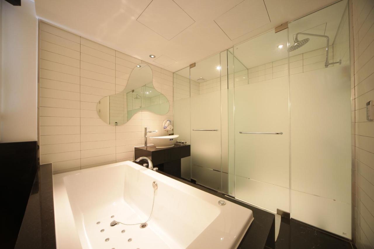 Hotel Pop Jongno Séoul Extérieur photo