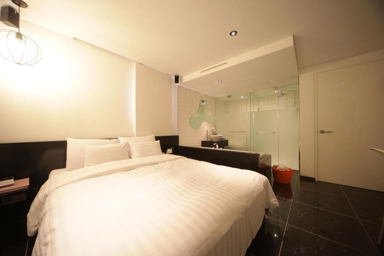 Hotel Pop Jongno Séoul Extérieur photo