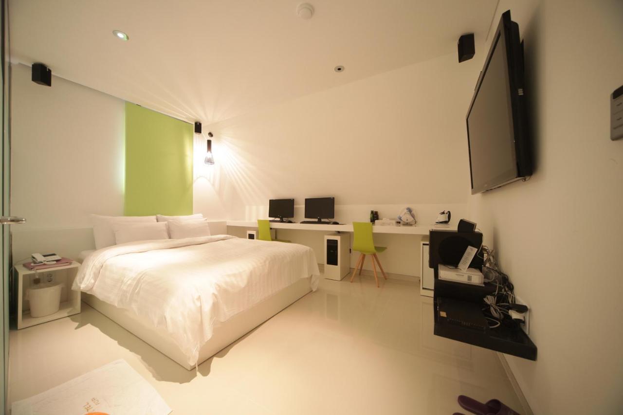 Hotel Pop Jongno Séoul Extérieur photo